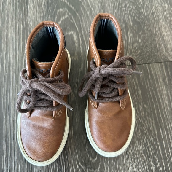 Toddler boy Nautica boots - Picture 5 of 7